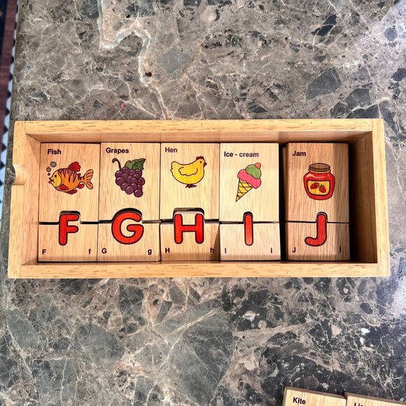 Wooden Alphabet Puzzle Pictures Storage Box Kids Educational Toy Melissa & Doug? - Picture 10 of 13